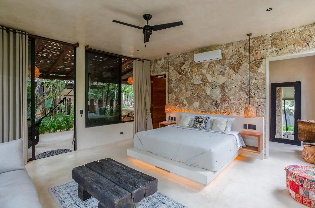 Mayur Tulum 2*,  Mexico