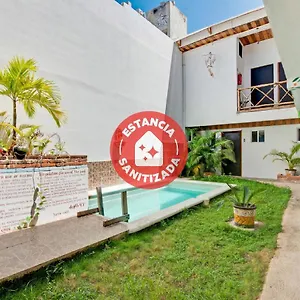 Oyo Jarro Cafe ** Tulum